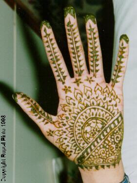 Decoreren met henna figuren en vormen