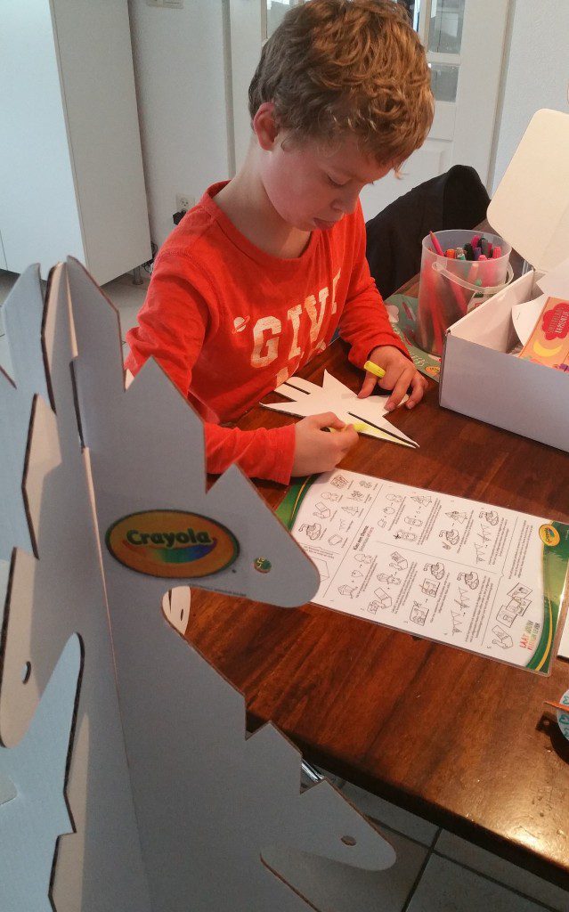 Kartonnen kerstboom maken en versieren Hobby.blogo.nl